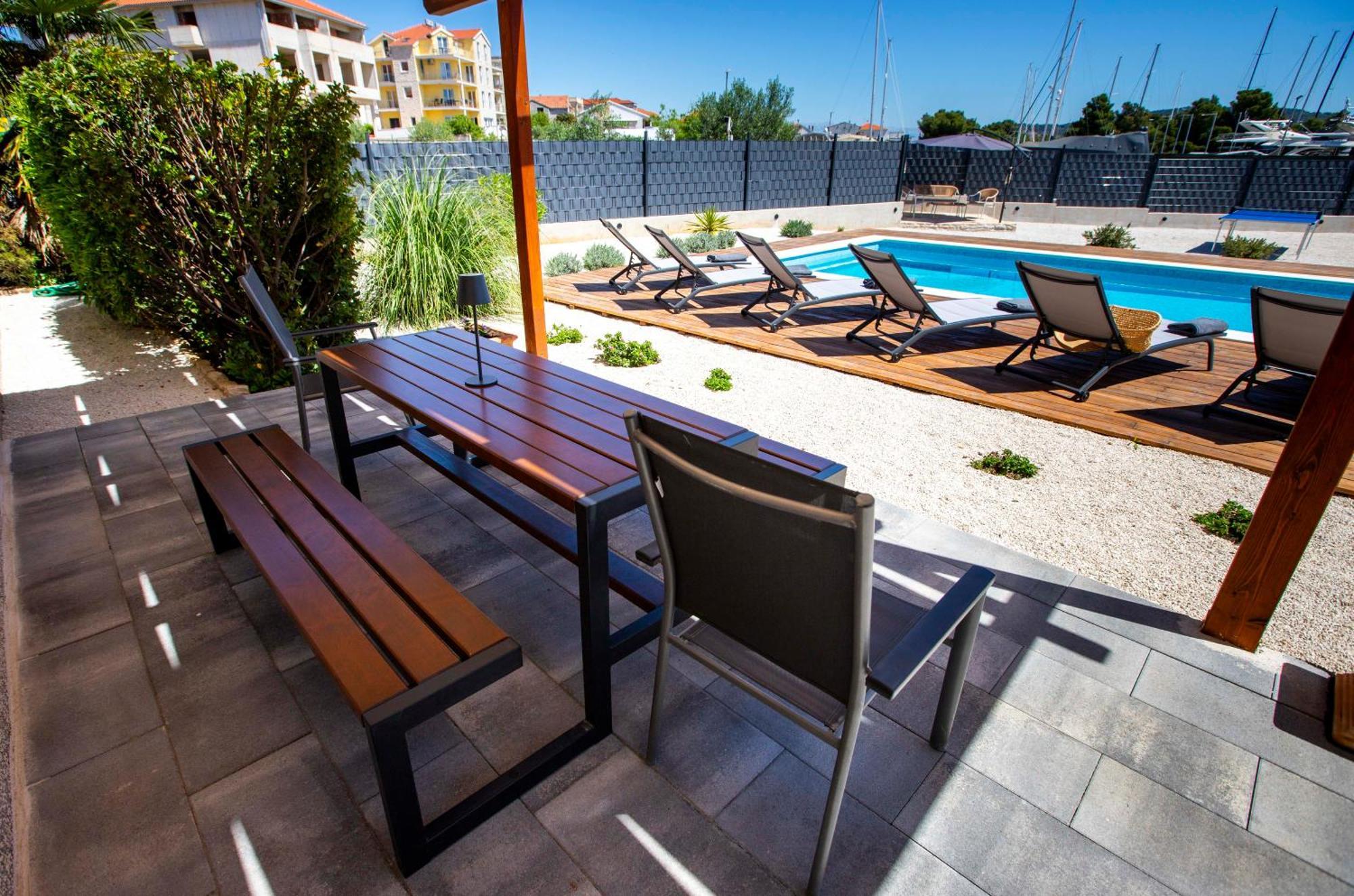 Apartment Laura Trogir Exterior foto